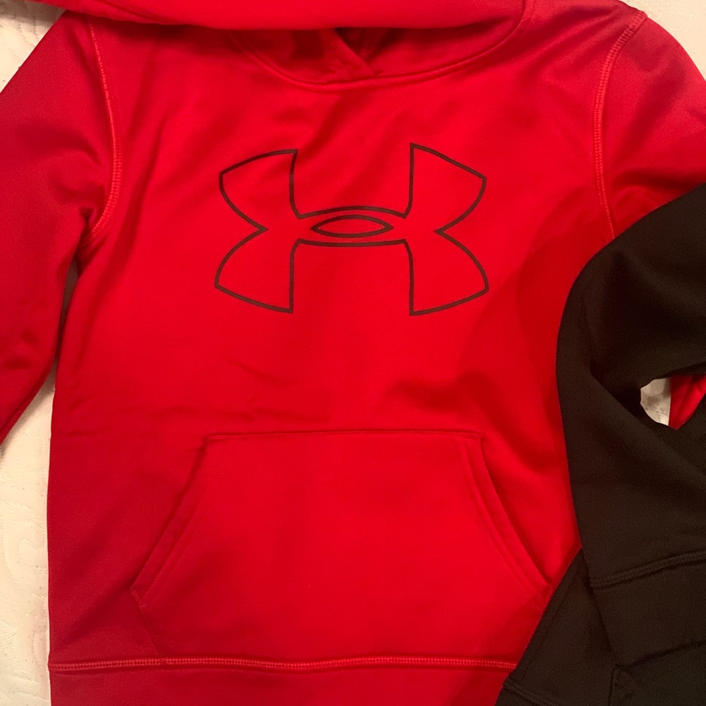 Under Armor boy’s hoodie